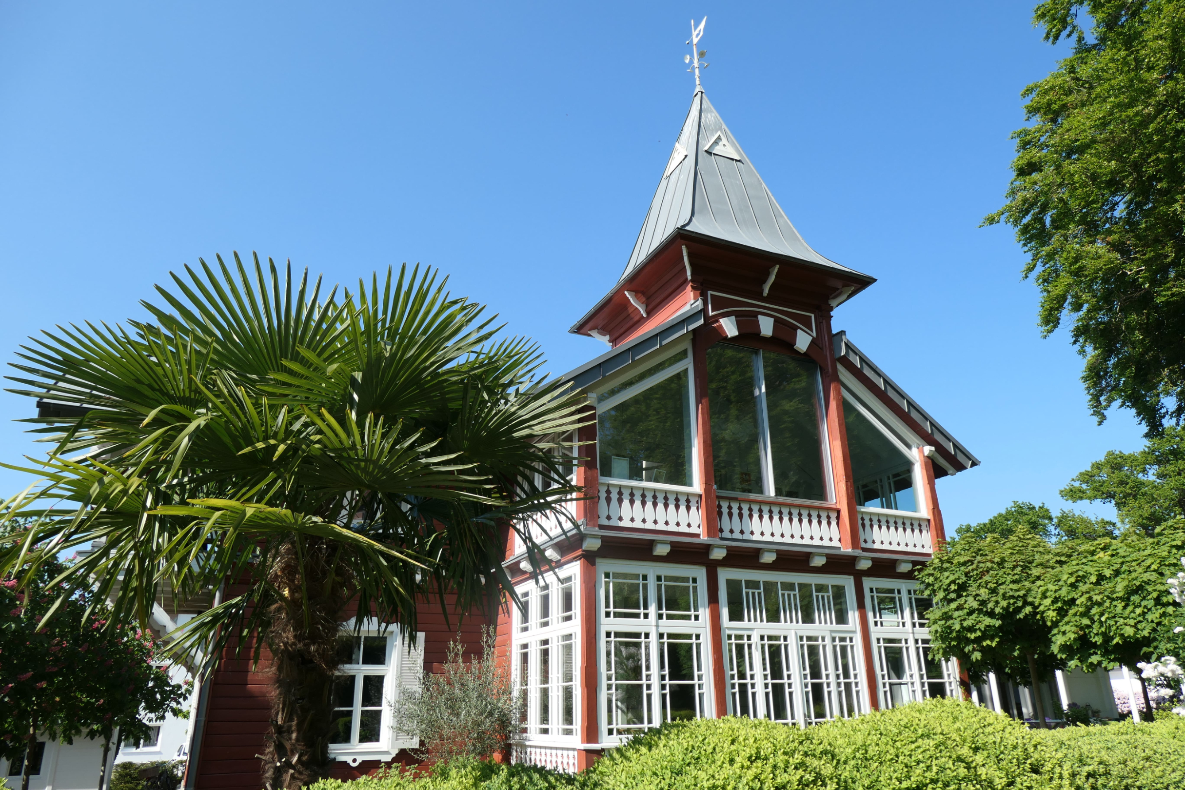 P1004572